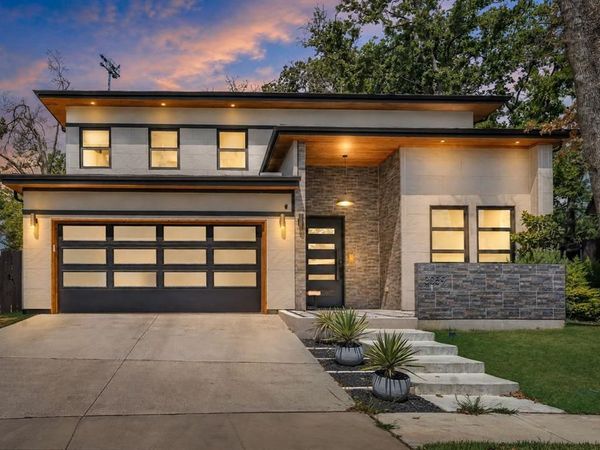 3059 Tall Oaks Court, Corinth, TX 76210