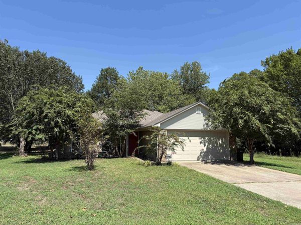 4460 Thompson Street , Conway, AR 72034