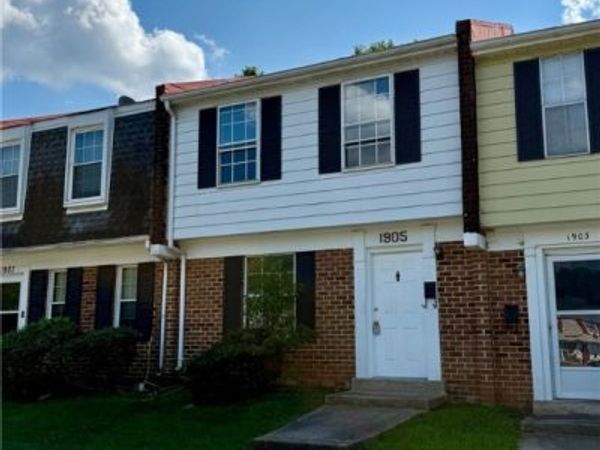 1905 Beaver Road , Highland Springs, VA 23075