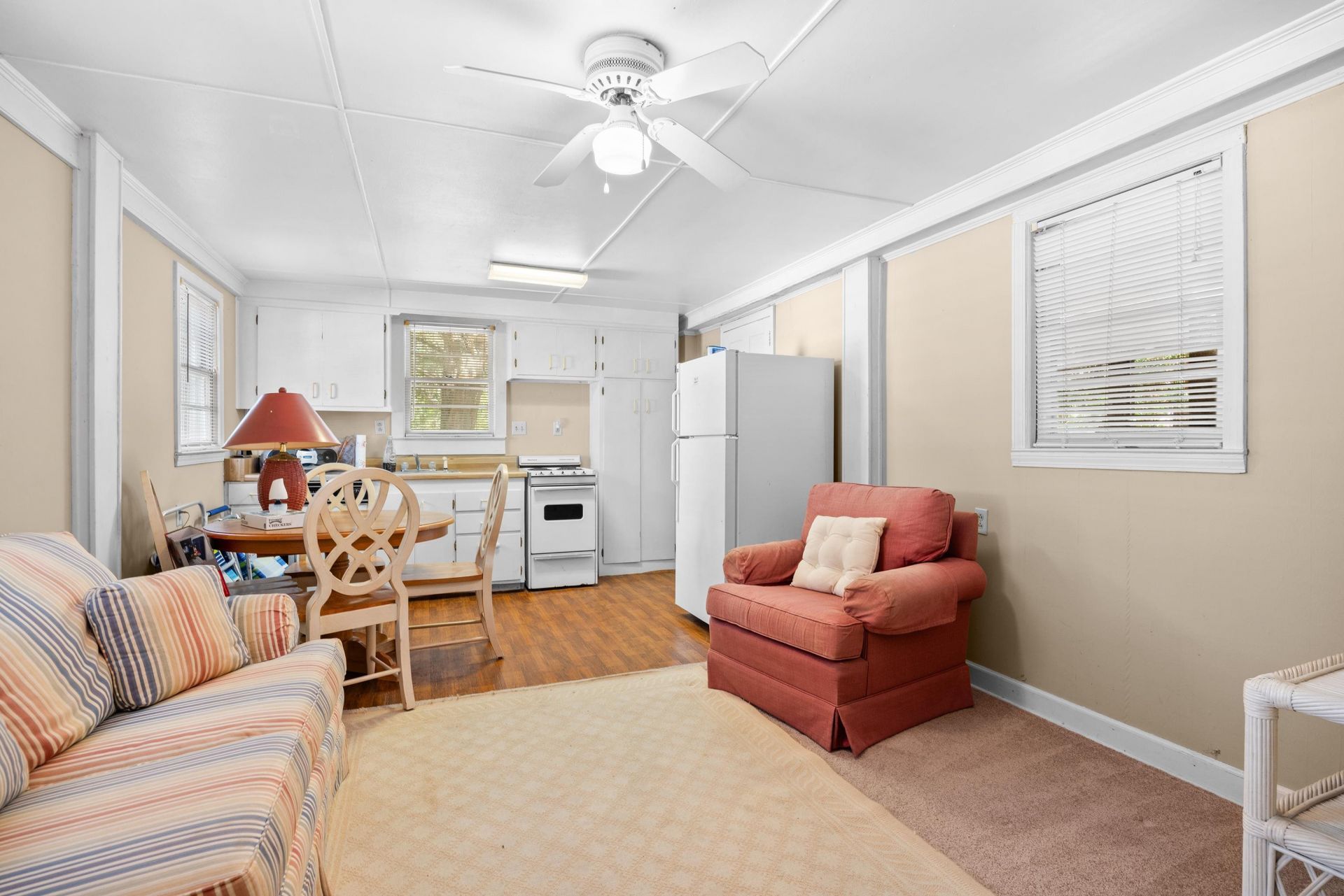 221 Windover Dr. Photo 17