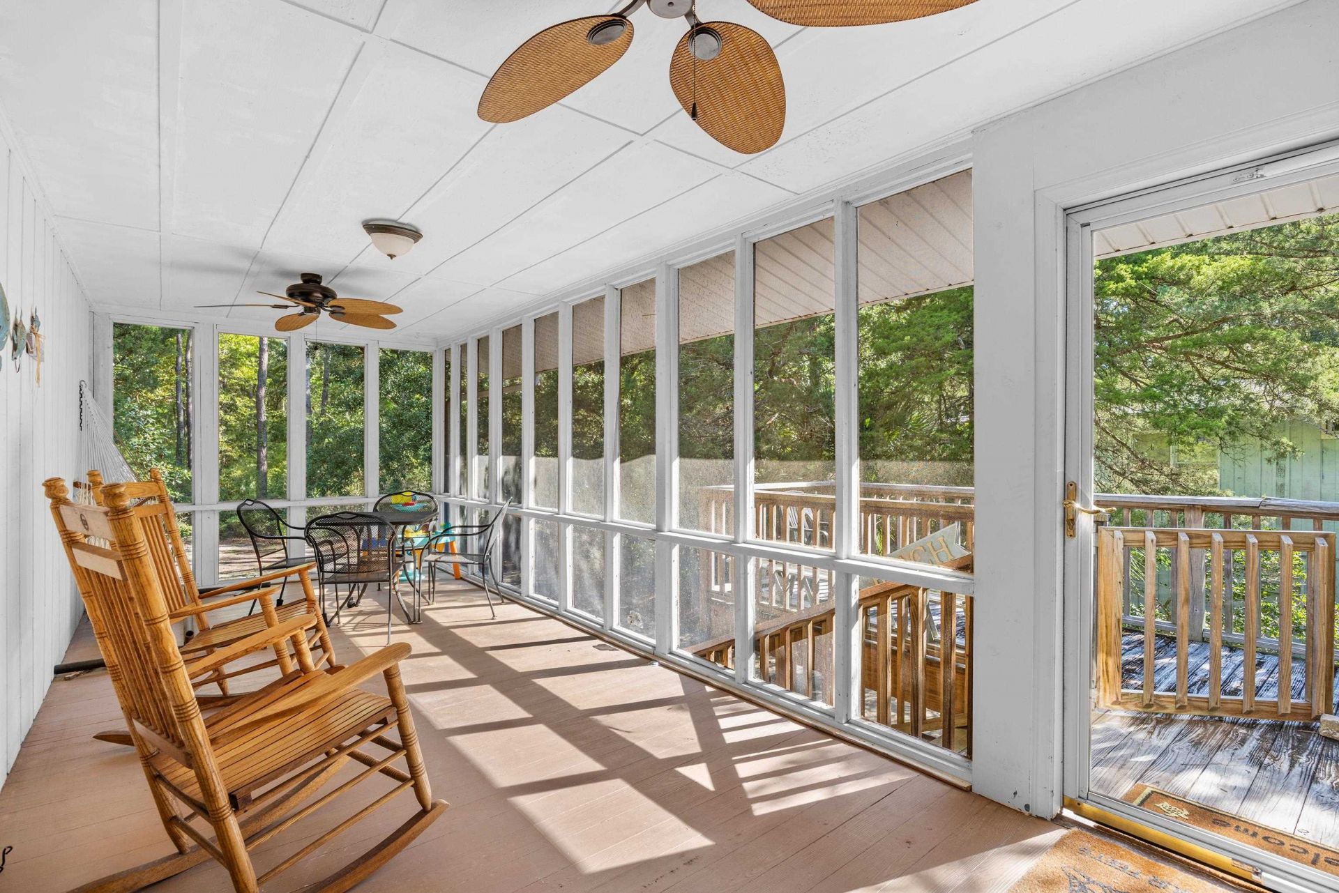 221 Windover Dr. Photo 8