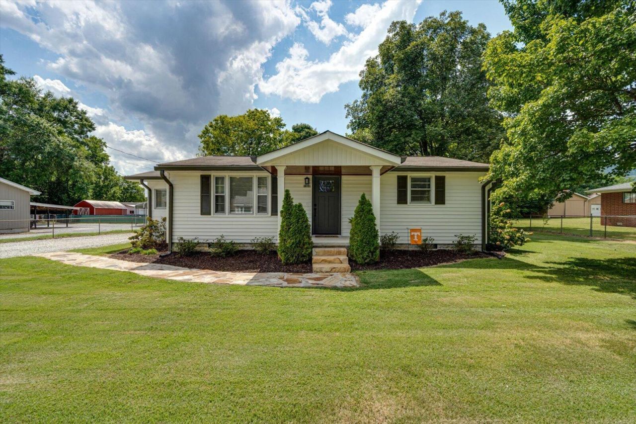 124 Morningside Drive, Soddy Daisy, TN 37379 Main Photo