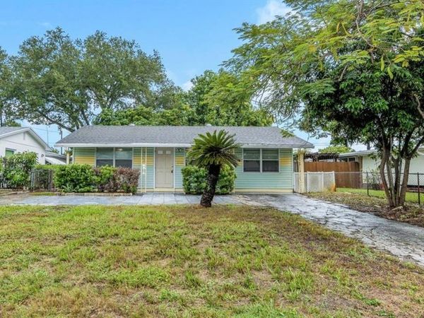 5621 11TH AVENUE N, ST PETERSBURG, FL 33710