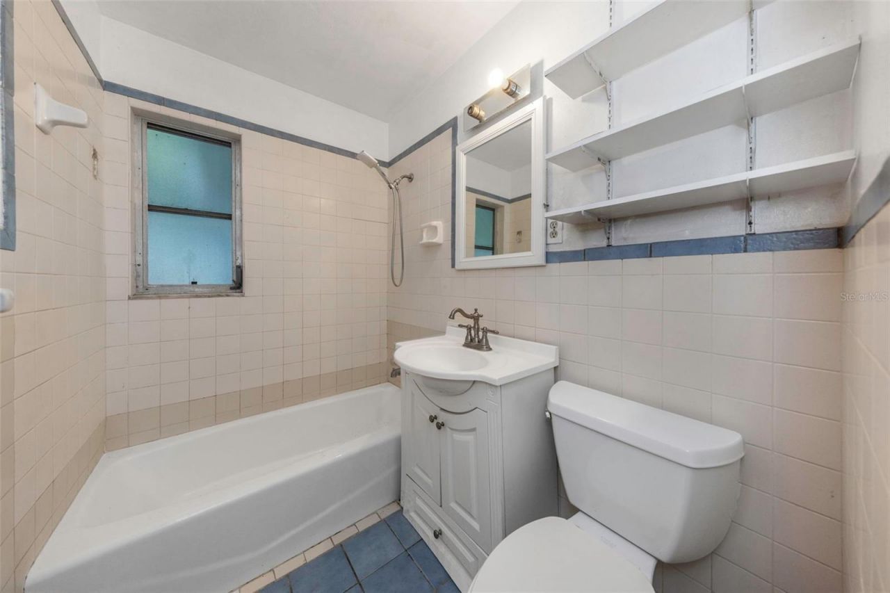 5621 11th Avenue N, Saint Petersburg, FL 33710 Photo