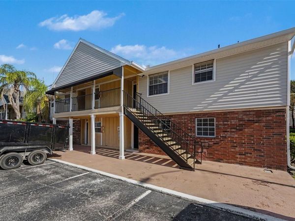 200 COUNTRYCLUB DRIVE, Unit 1205, LARGO, FL 33771