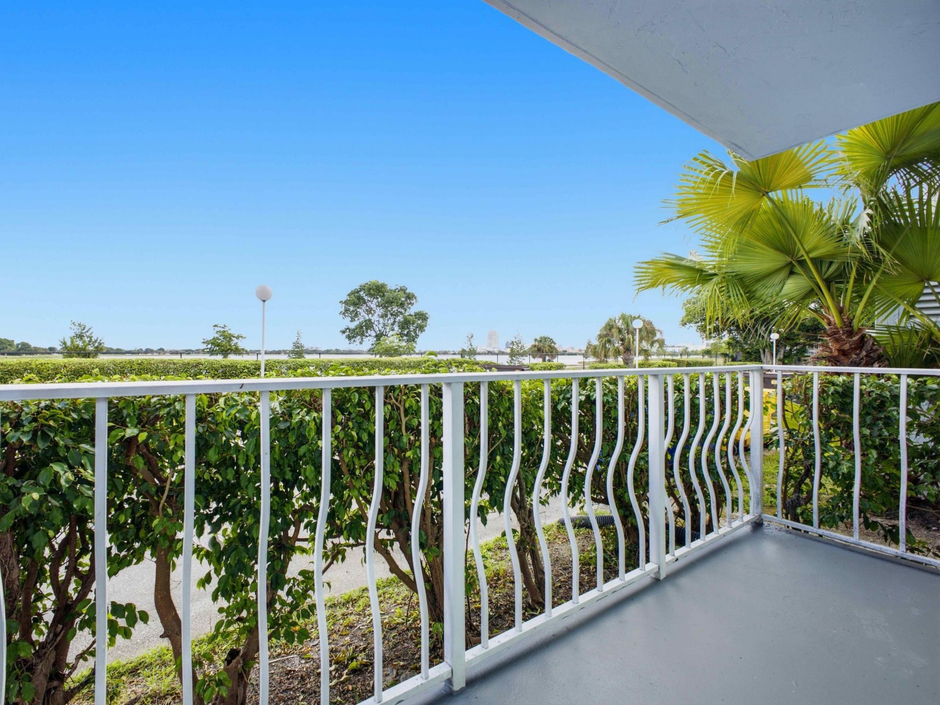 480 Executive Center Drive, Unit 1C, West Palm Beach, FL 33401 Photo