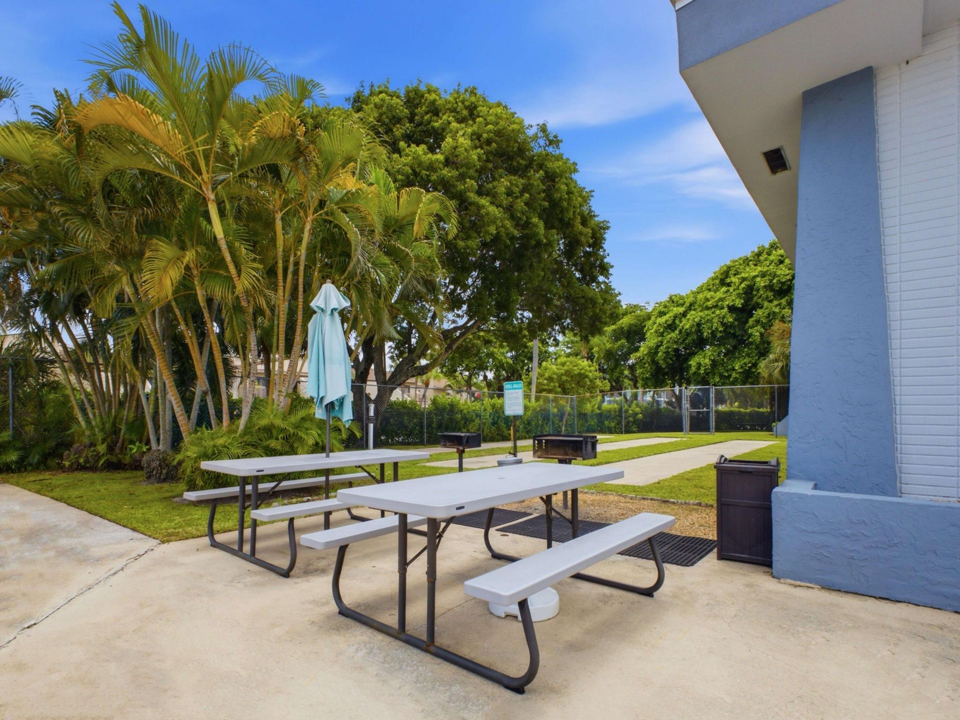 480 Executive Center Drive, Unit 1C, West Palm Beach, FL 33401 Photo
