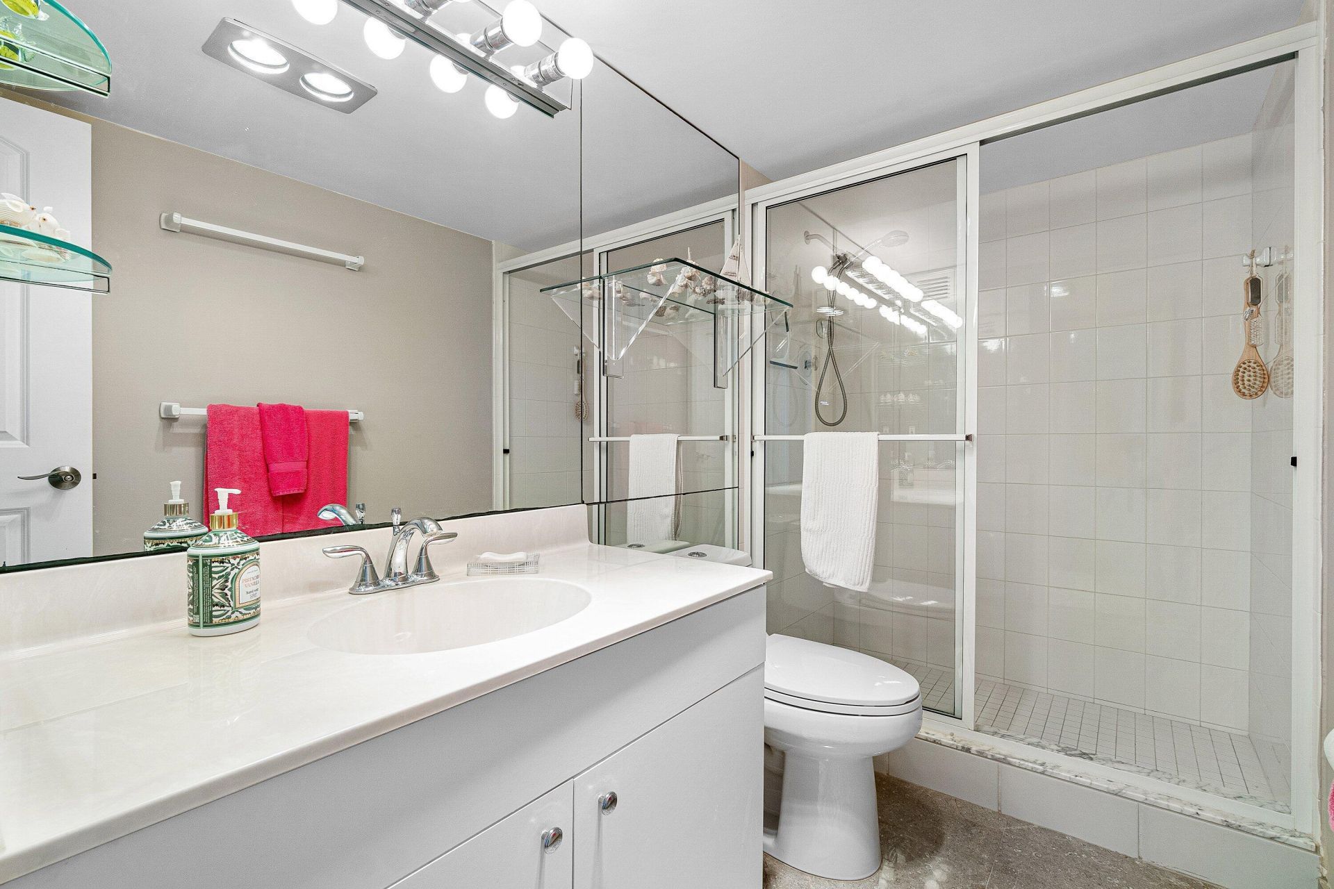 2000 S Ocean Boulevard, Unit 8-D, Boca Raton, FL 33432 Photo