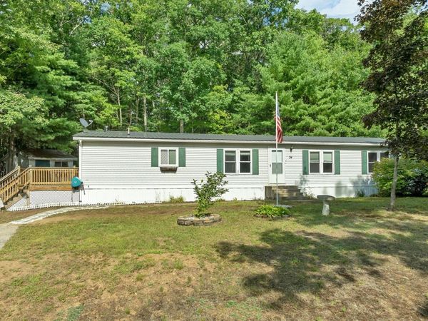 34 Willow Terrace, Loudon, NH 03307