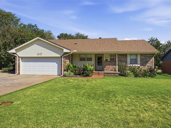 317 Ridgecrest Road, Edmond, OK 73013