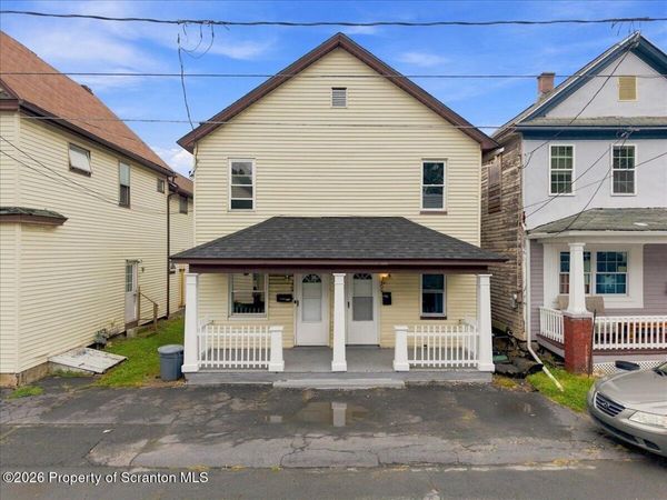 304-306 Jackson Street, Olyphant, PA 18447