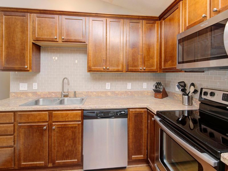 4223 Colister Drive, Unit 11, Dublin, OH 43016 Photo 10