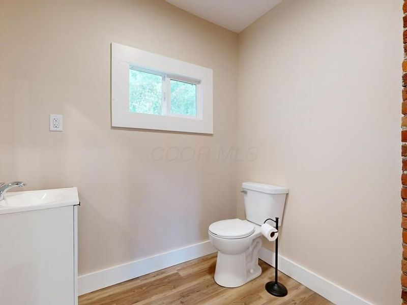264 S Diamond St Street , Mansfield, OH 44902 Photo 9