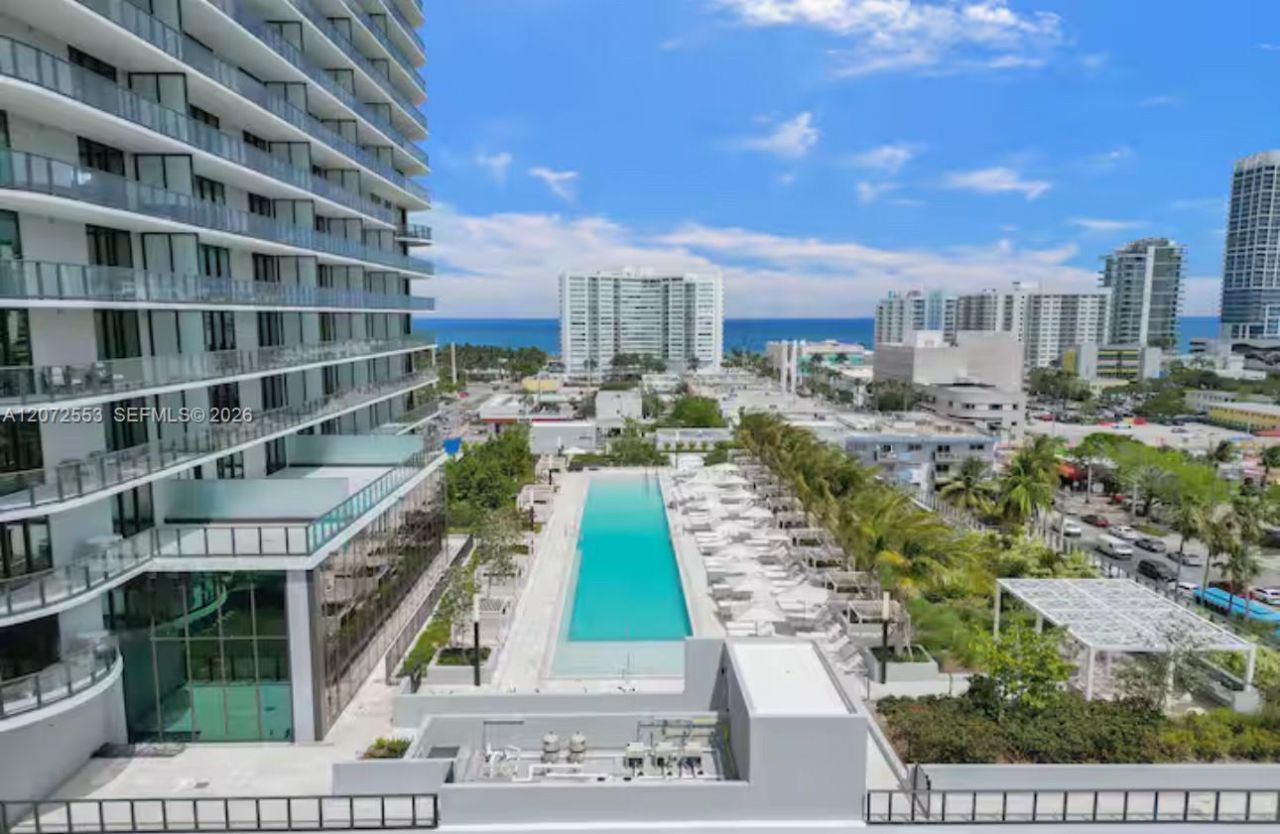 580 72nd , Unit 1713, Miami Beach, FL 33141 Photo