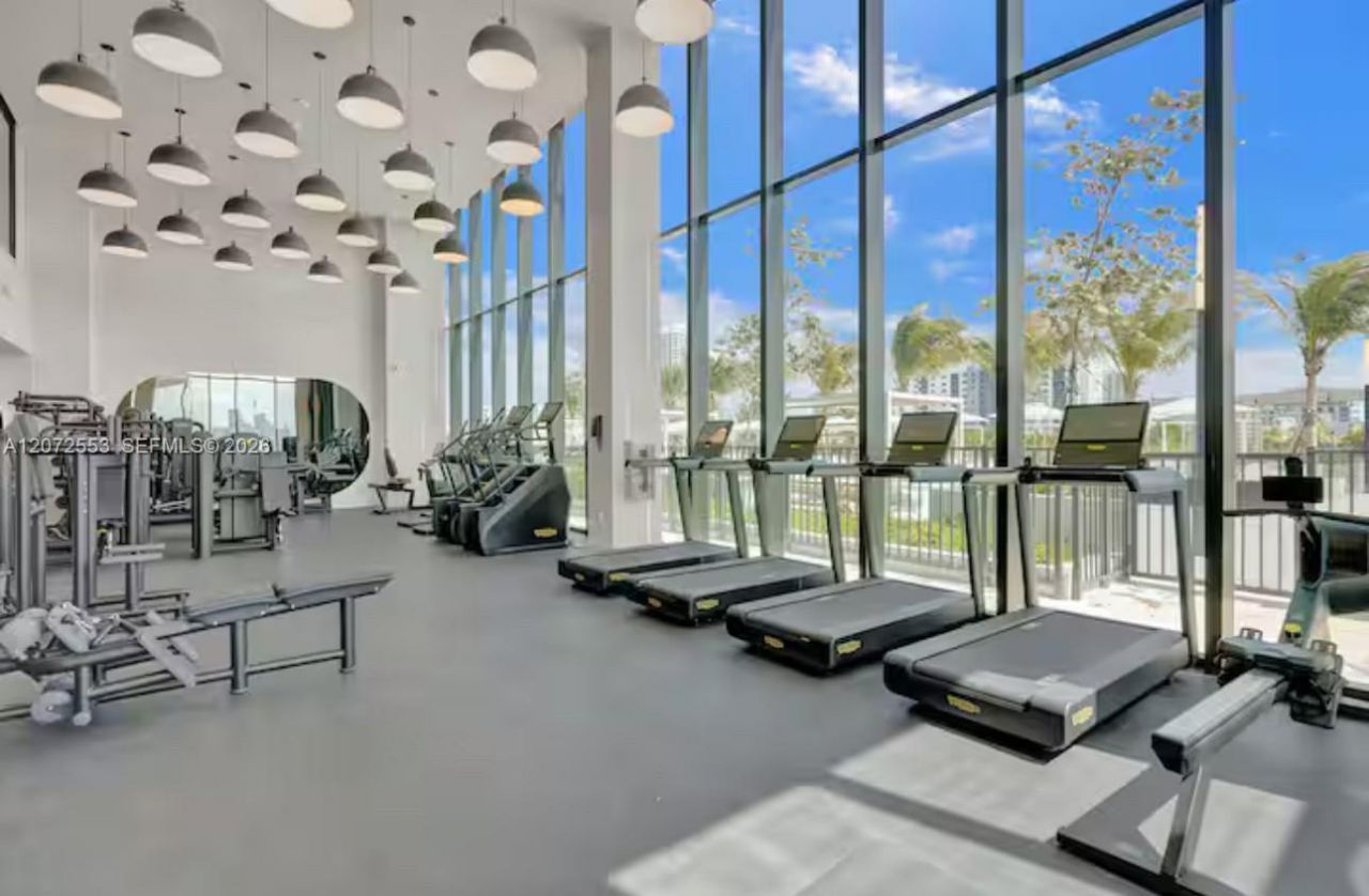 580 72nd , Unit 1713, Miami Beach, FL 33141 Photo