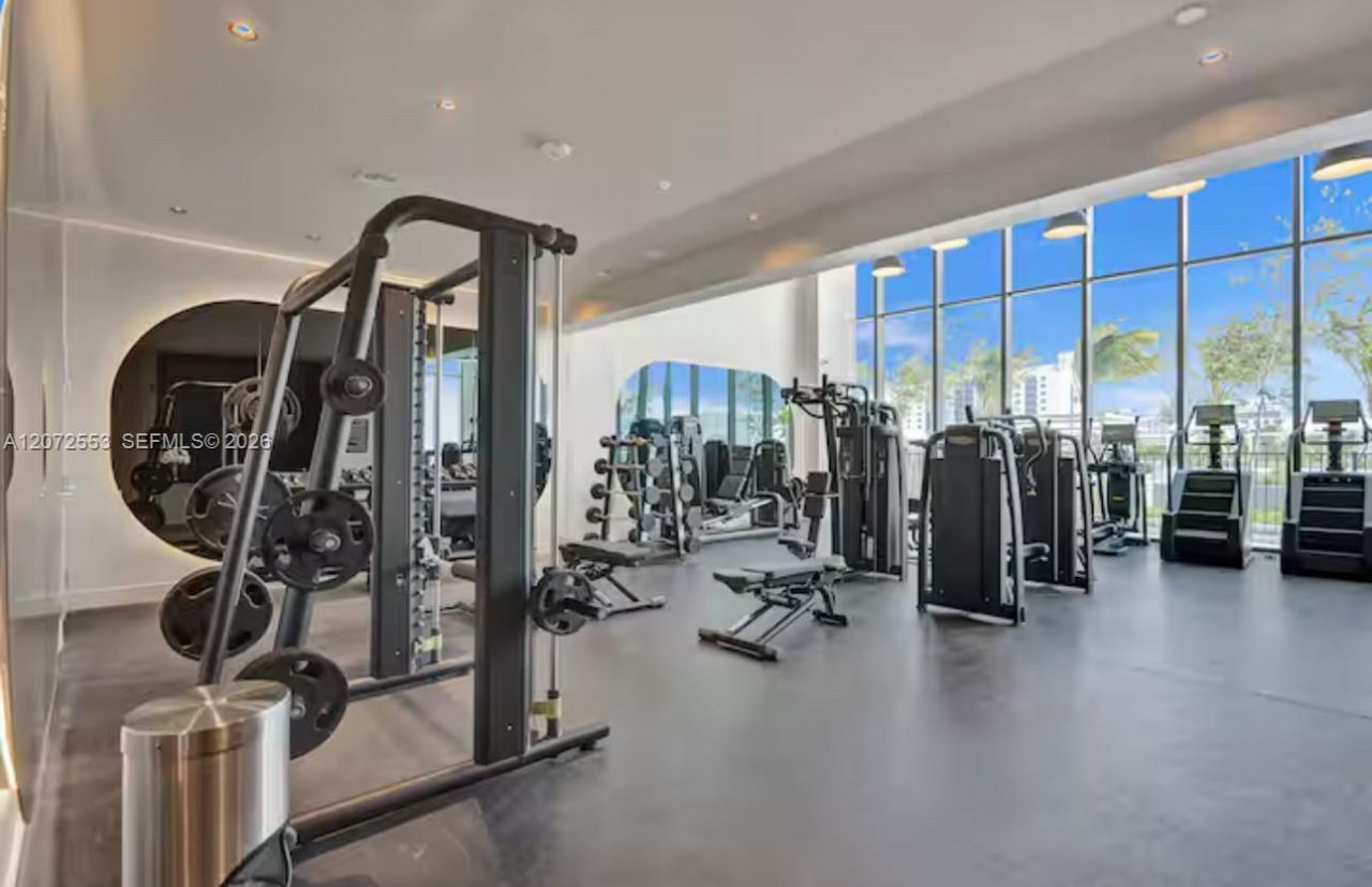 580 72nd , Unit 1713, Miami Beach, FL 33141 Photo