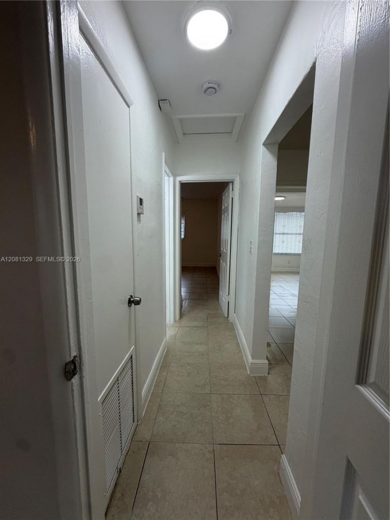 1311 NE Ne 157 St , North Miami Beach, FL 33162 Photo