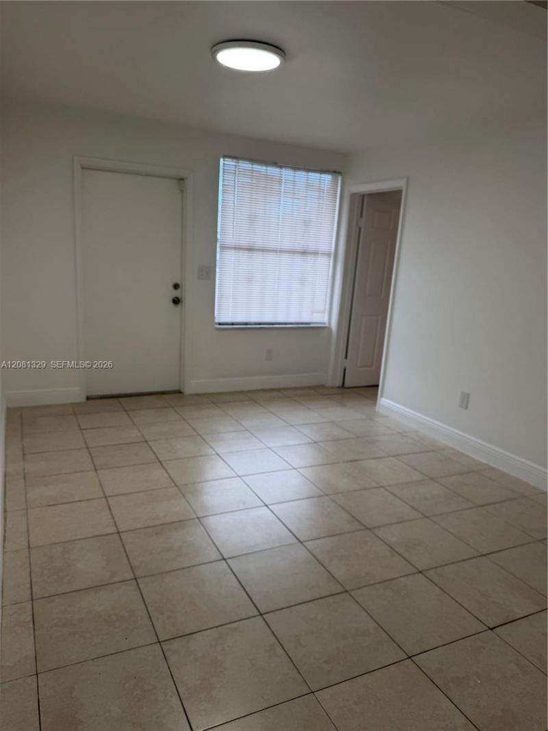 1311 NE Ne 157 St , North Miami Beach, FL 33162 Photo