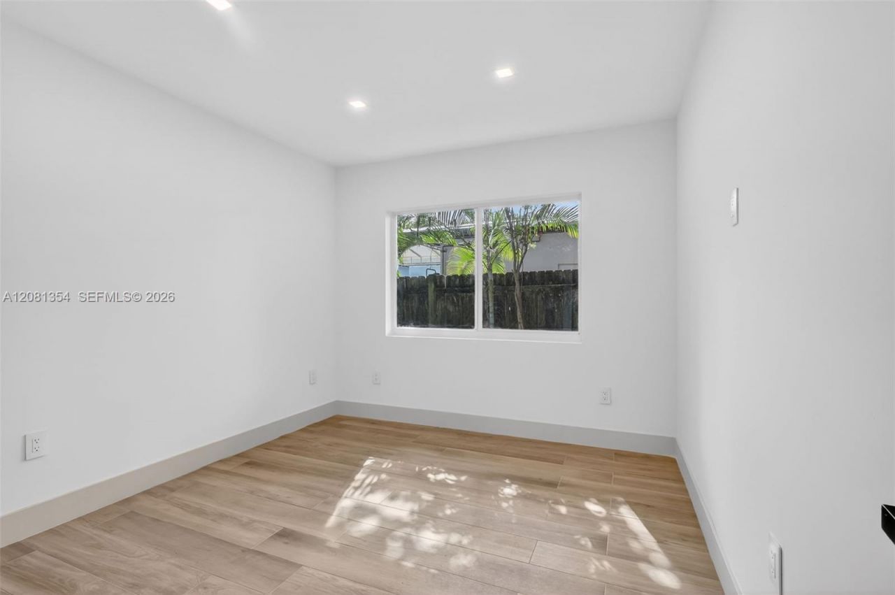 1917 N Swinton Ave , Delray Beach, FL 33444 Photo