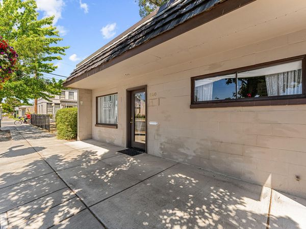240 SW H Street, Grants Pass, OR 97526
