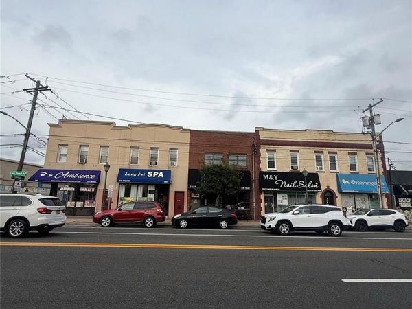 2867 Long Beach Road , East Meadow, NY 11572