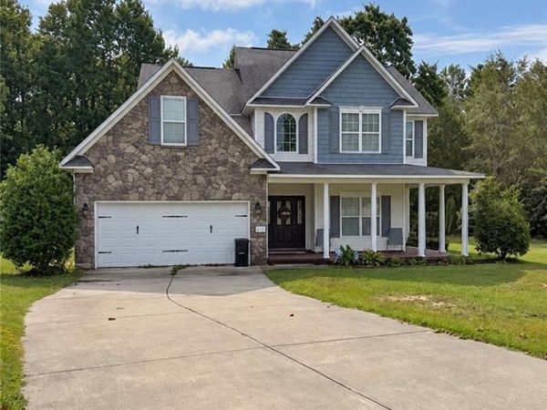 35 Wynnborne Circle, Cameron, NC 28326