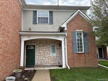 2260 Monarch Drive, Shelby Township, Mi 48316