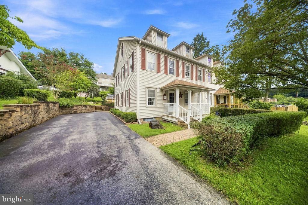 293 GLEN RIDDLE ROAD , MEDIA, PA 19063