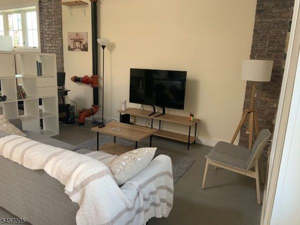 66 Martin Luther King Jr, Unit 10, Newark, NJ 07104