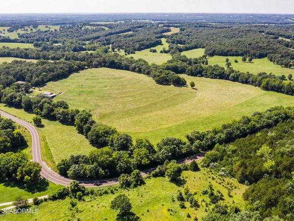 2832 FISCHER ROAD, Lohman, MO 65053