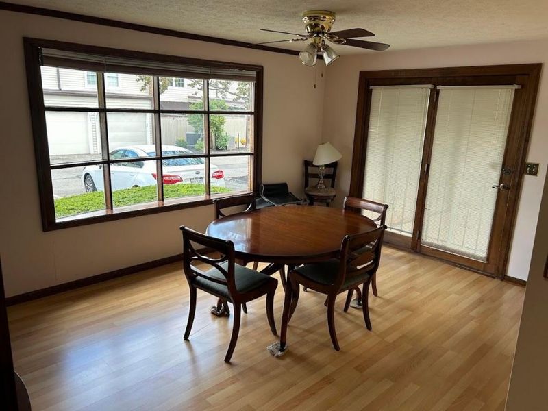 5125 Sansom Court, Unit 25, Columbus, OH 43220 Photo 12