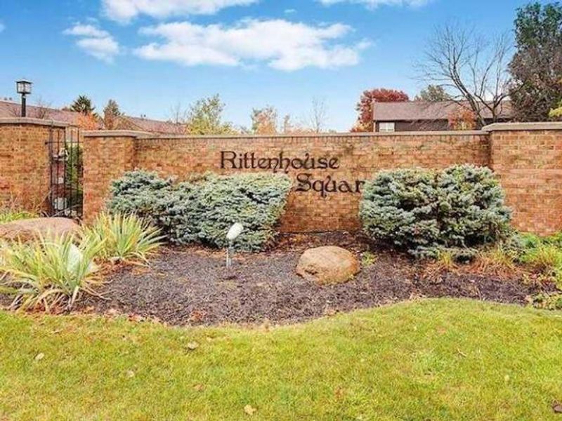 5125 Sansom Court, Unit 25, Columbus, OH 43220 Photo 44