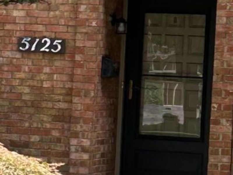 5125 Sansom Court, Unit 25, Columbus, OH 43220 Photo 6
