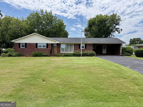 95 Race Street, Hartwell, GA 30643