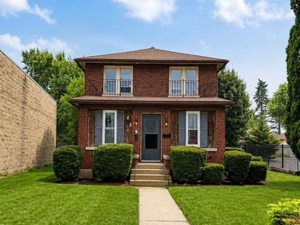 1626 Sheridan Road , North Chicago, IL 60064