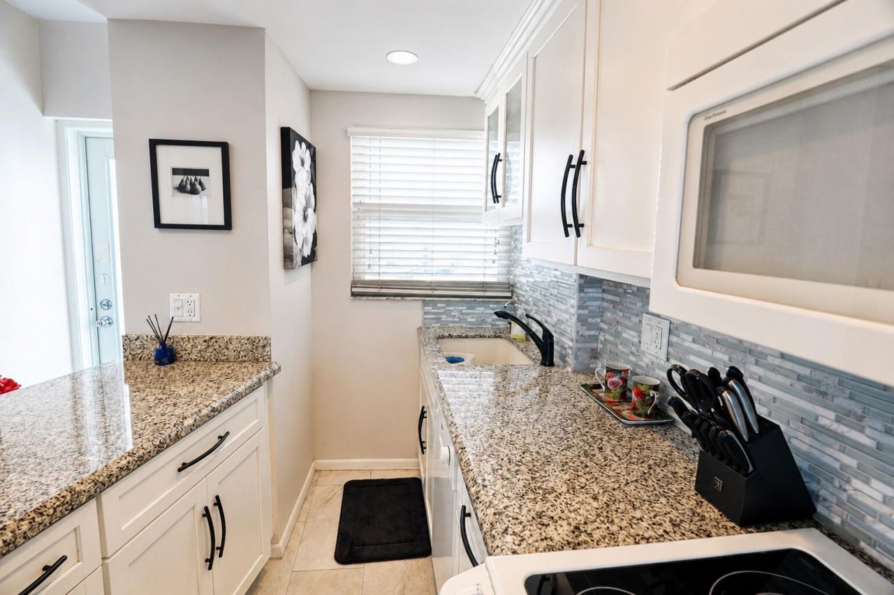 710 N Ocean Boulevard, Unit 1205, Pompano Beach, FL 33062 Photo