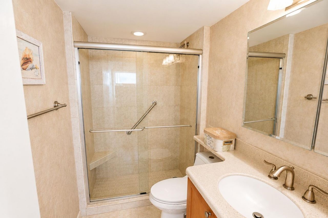 710 N Ocean Boulevard, Unit 1205, Pompano Beach, FL 33062 Photo