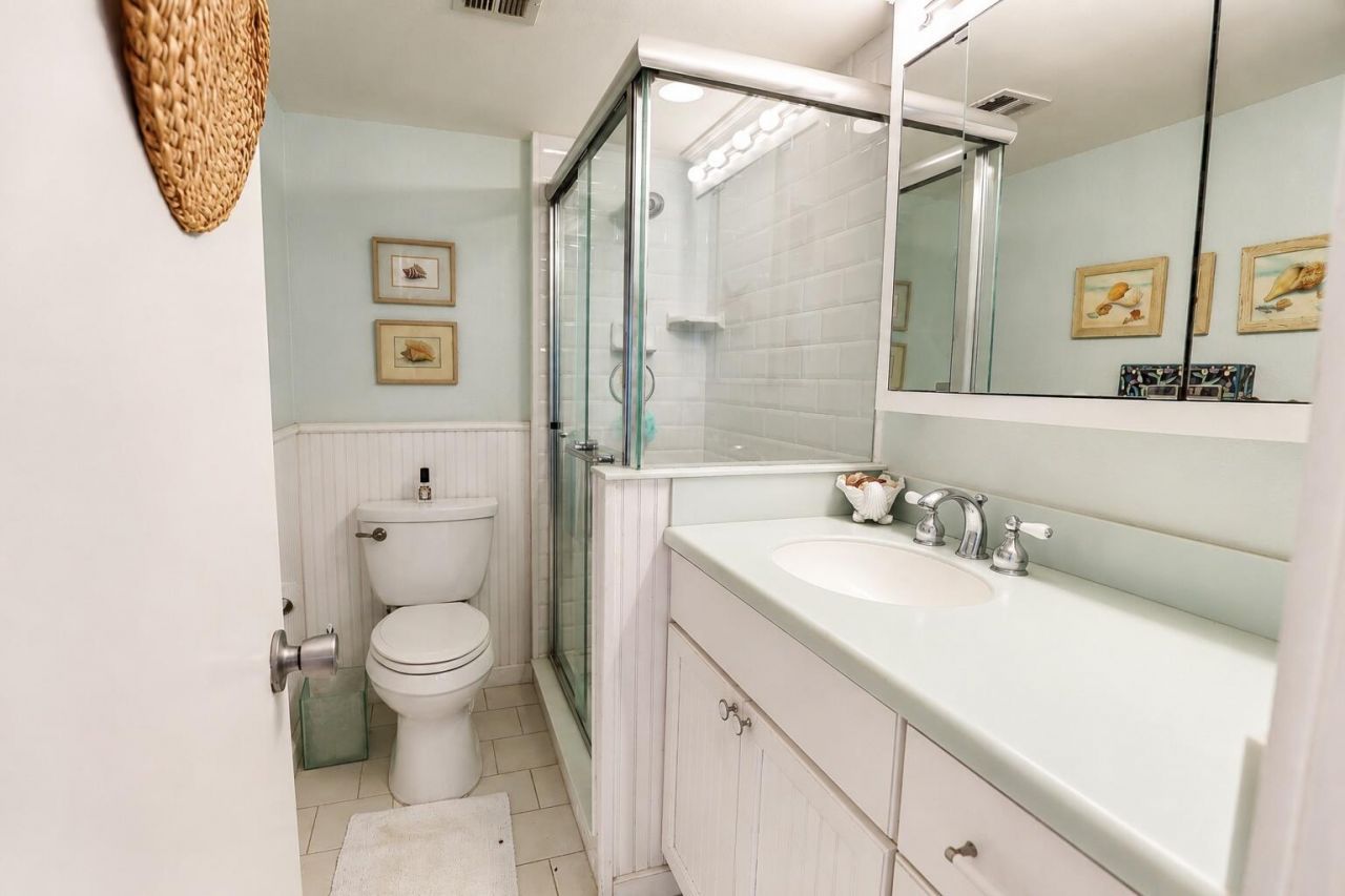 710 N Ocean Boulevard, Unit 1205, Pompano Beach, FL 33062 Photo