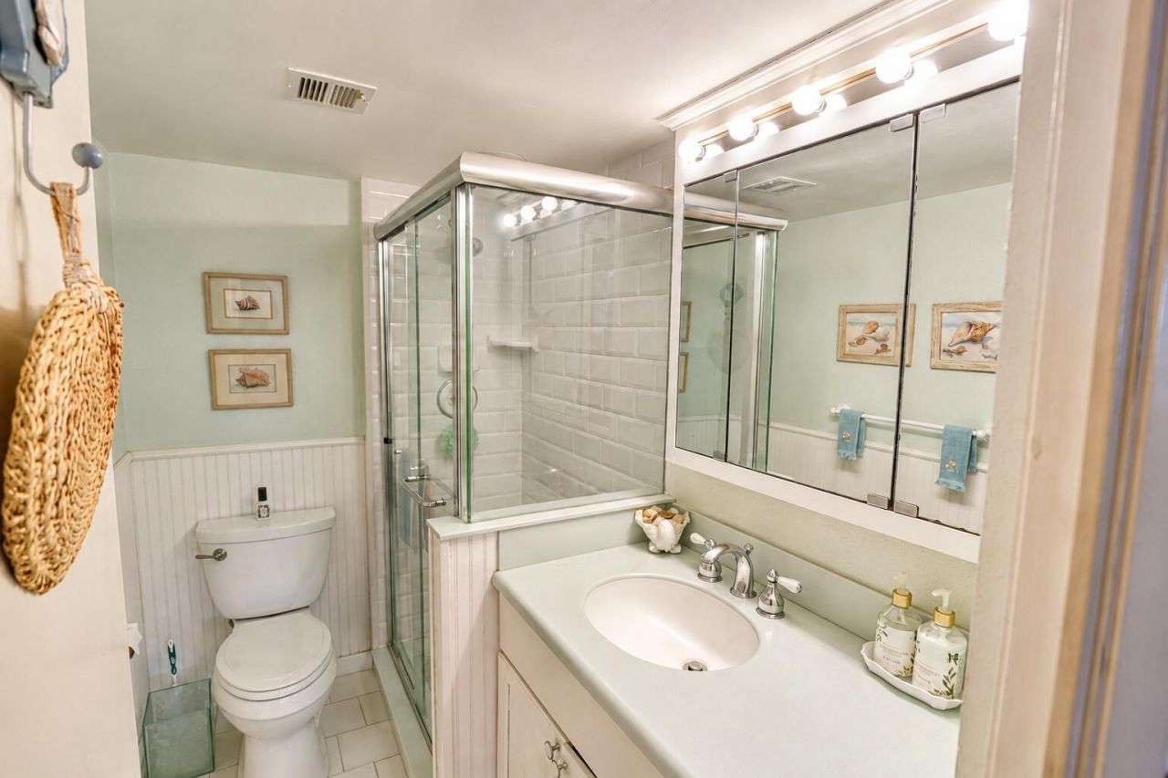 710 N Ocean Boulevard, Unit 1205, Pompano Beach, FL 33062 Photo