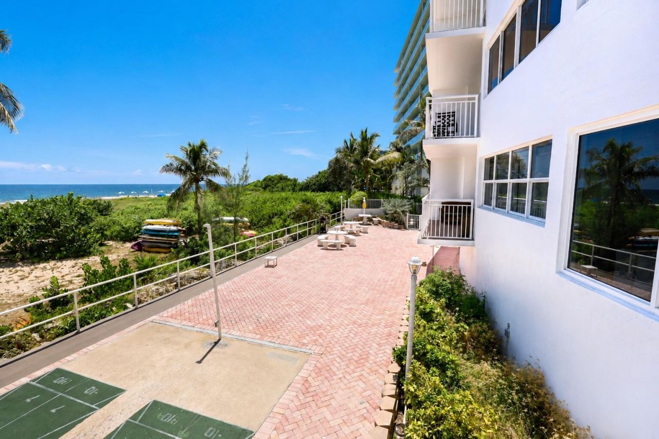 710 N Ocean Boulevard, Unit 1205, Pompano Beach, FL 33062 Photo