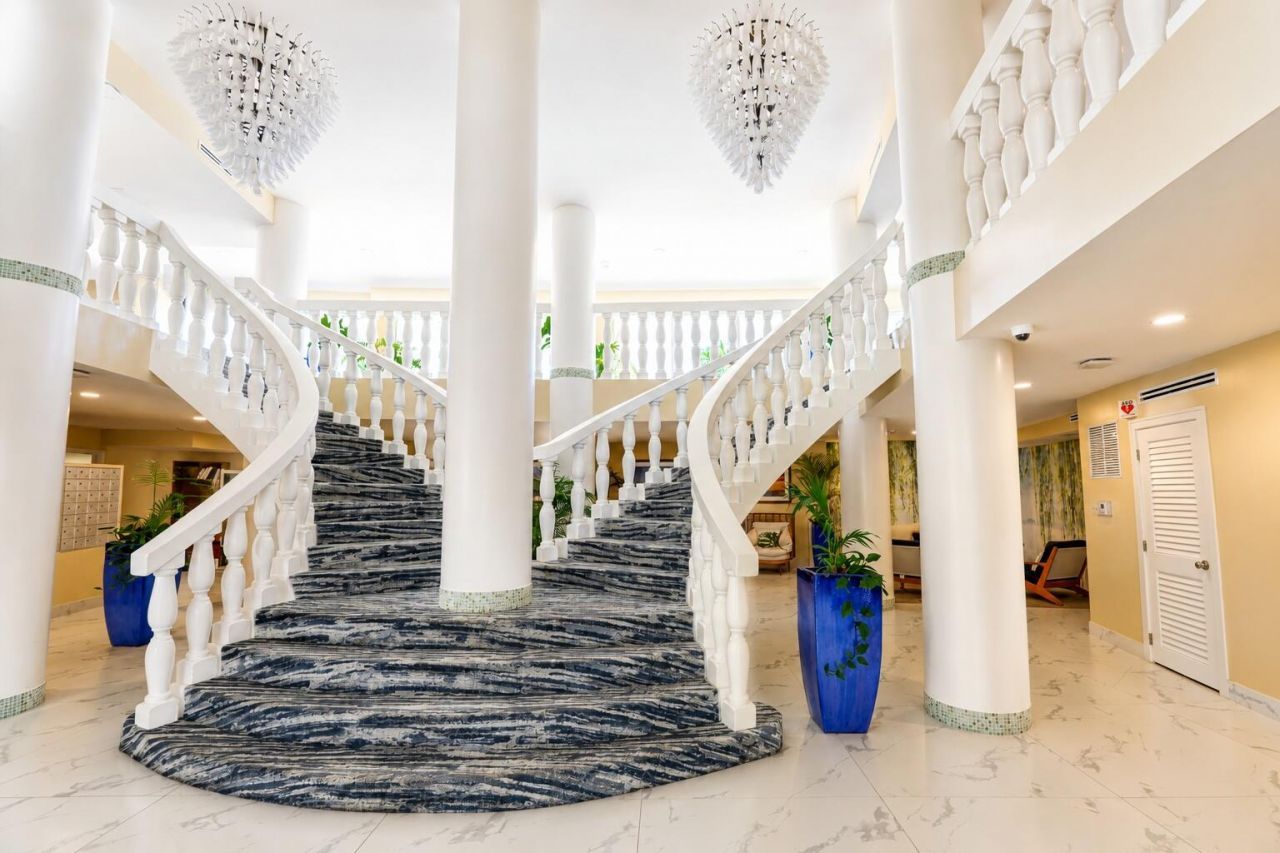 710 N Ocean Boulevard, Unit 1205, Pompano Beach, FL 33062 Photo