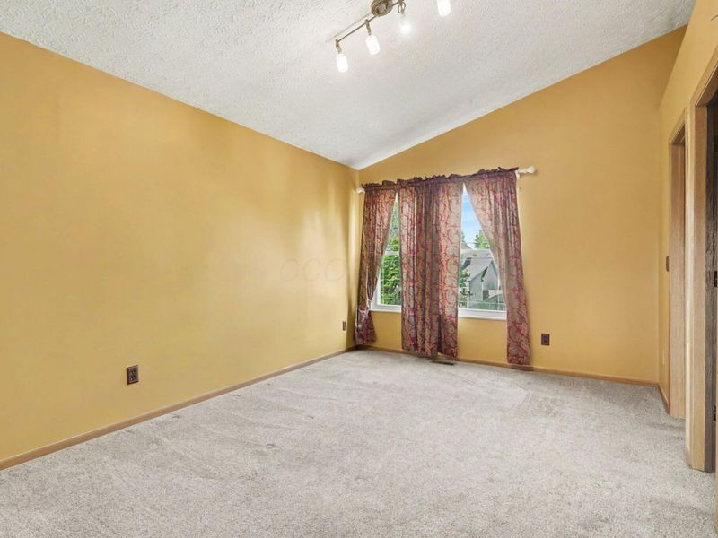 1081 Leclerc Place, Galloway, OH 43119 Photo 20