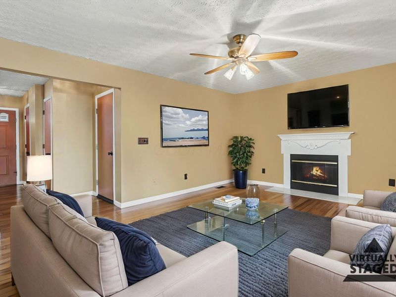 1081 Leclerc Place, Galloway, OH 43119 Photo 7