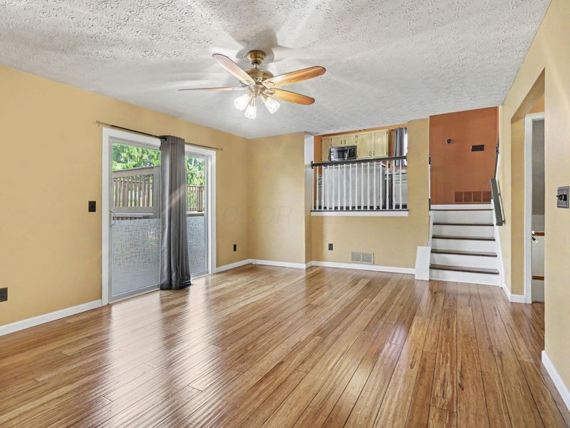 1081 Leclerc Place, Galloway, OH 43119 Photo 9