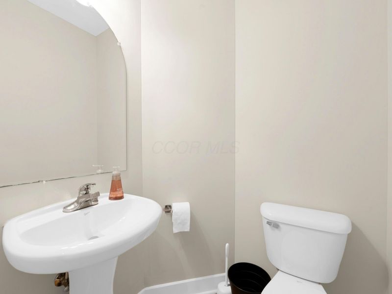 1103 Mount Pleasant Avenue, Columbus, OH 43201 Photo 6