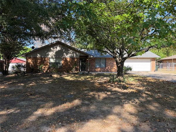 513 Meadowlark Lane , Durant, OK 74701