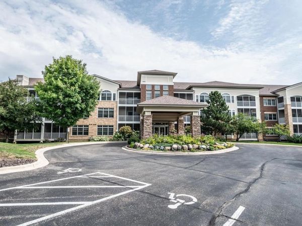 500 Greenhaven Drive , Unit 205, Burnsville, MN 55306