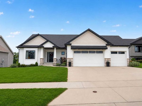 1987 31st Street SW, Rochester, MN 55902