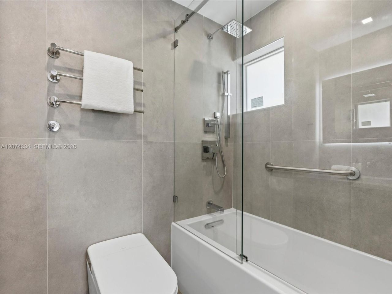2945 Bridgeport Ave, Unit E, Coconut Grove, FL 33133 Photo