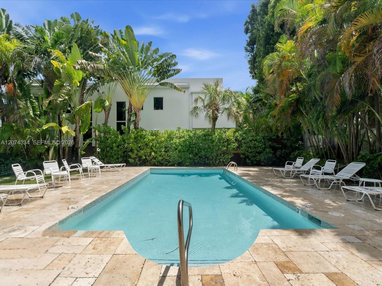 2945 Bridgeport Ave, Unit E, Coconut Grove, FL 33133 Photo